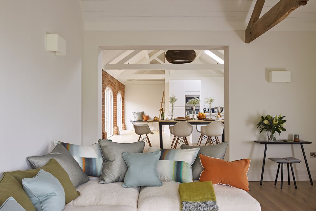 Fairoaks Barns 2 - Gallery