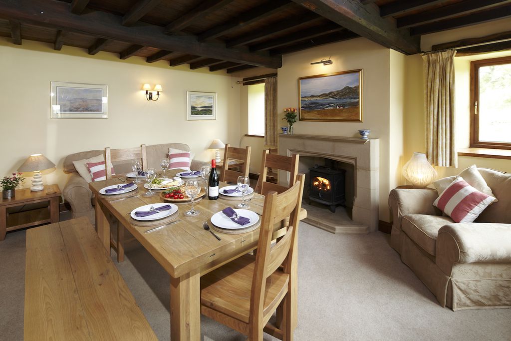 Smallshaw Cottages 10 - Gallery