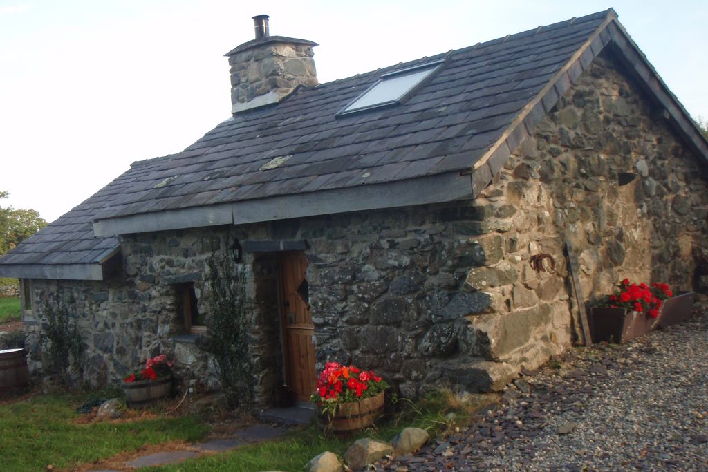 The Bothy at Coch Hir 12 - Gallery