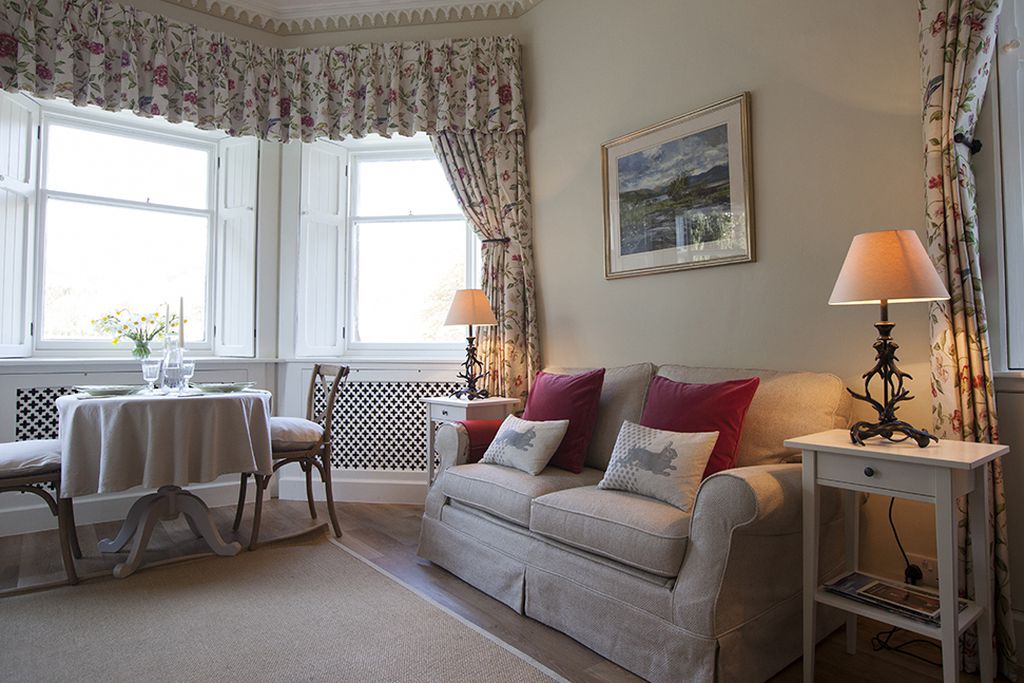 Lochinch Castle Cottages 9 - Gallery