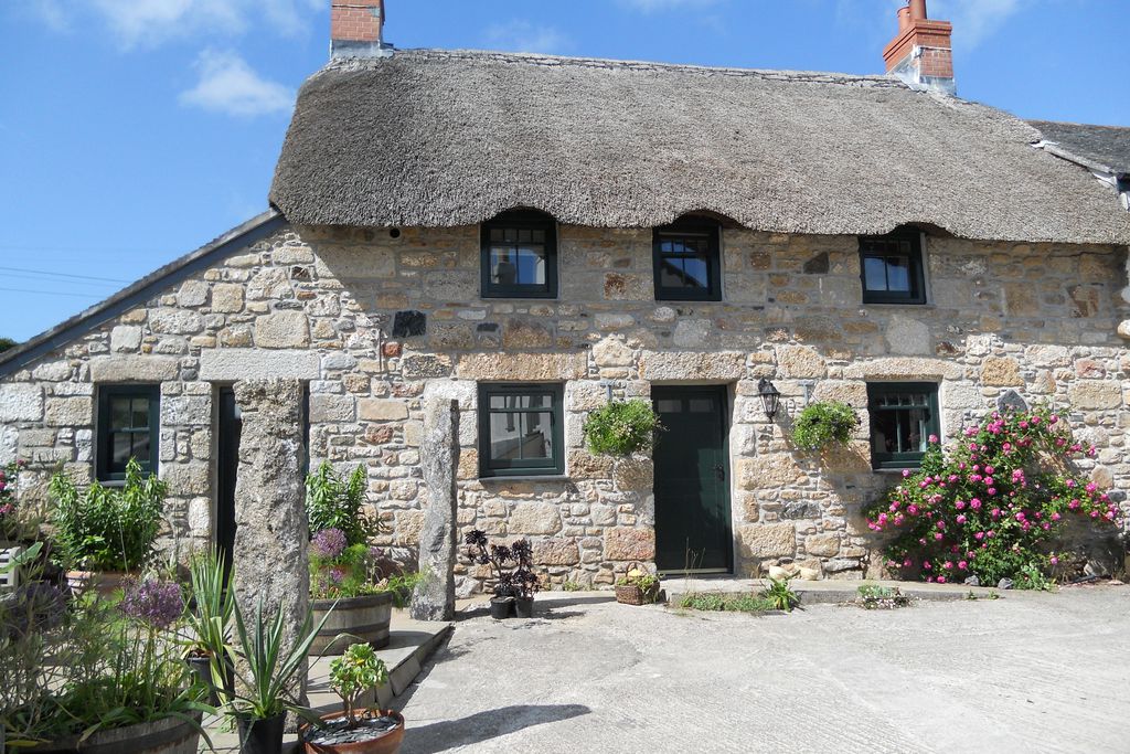 Ring & Thimble stone thatched cottage, set in 25 acres of garden in Penzance, Cornwall