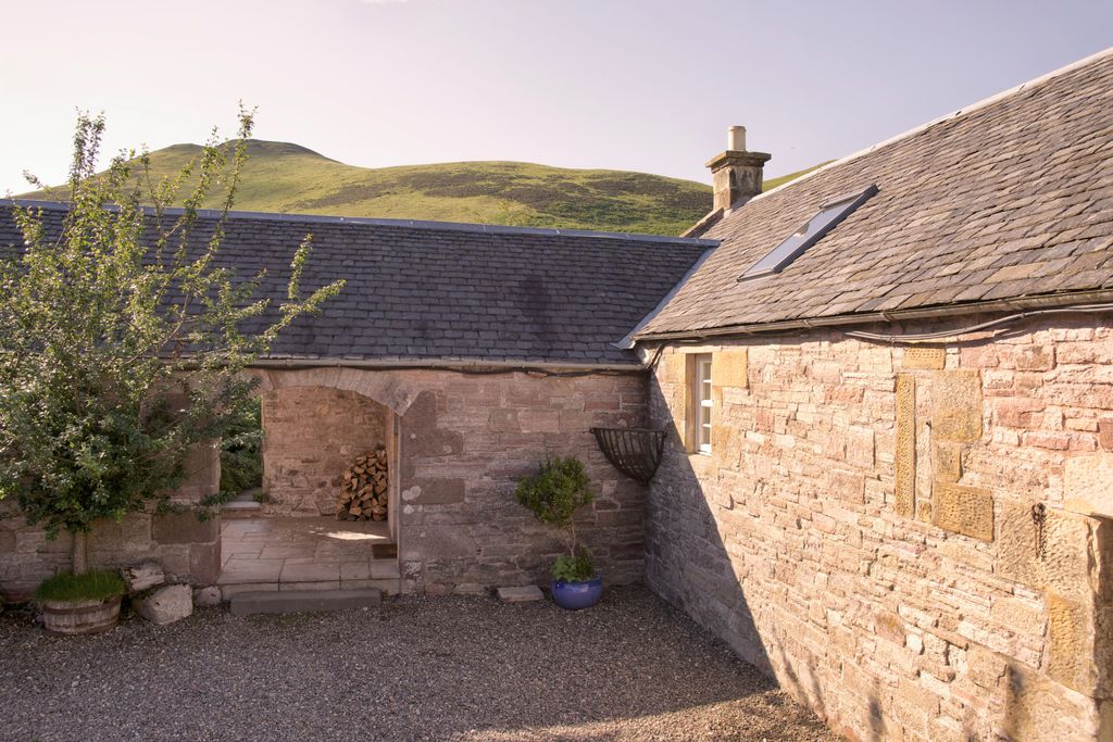 Byre Cottage 17 - Gallery