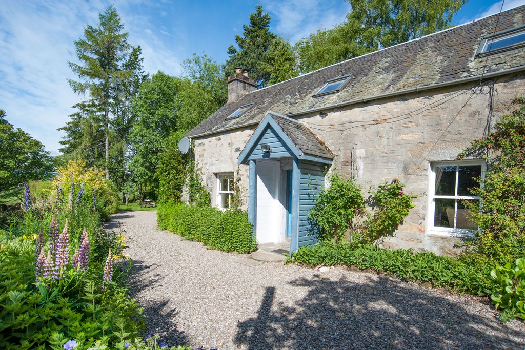 Rose Cottage, Dunalastair Estate 8 - Gallery