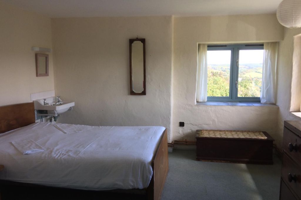 Porth Farmhouse 12 - Gallery