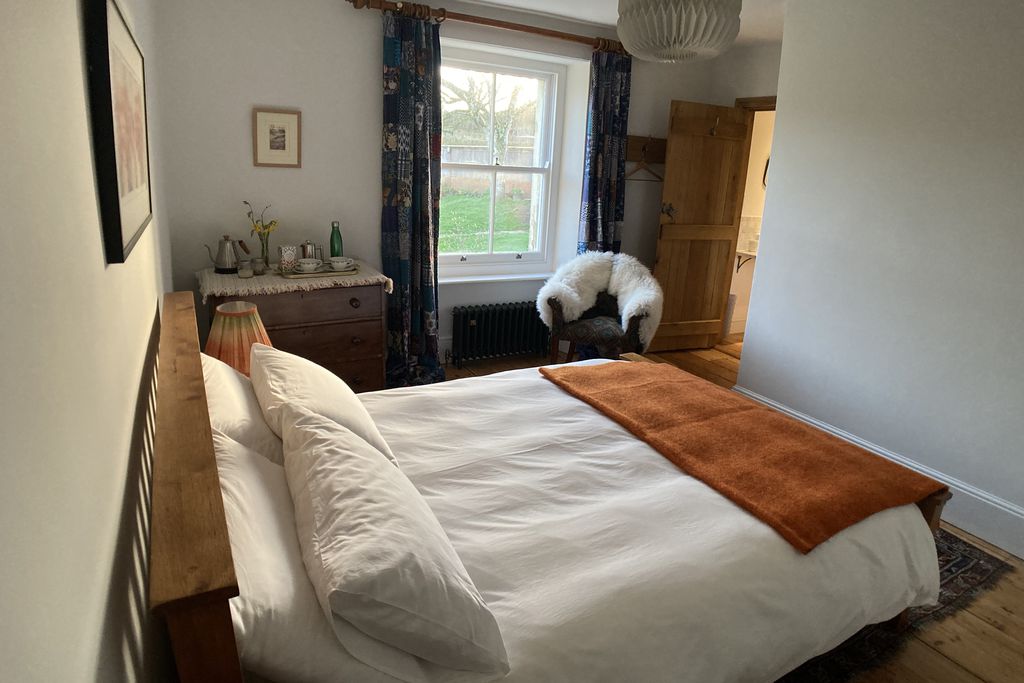 Frizenham Farmhouse B&B 7 - Gallery