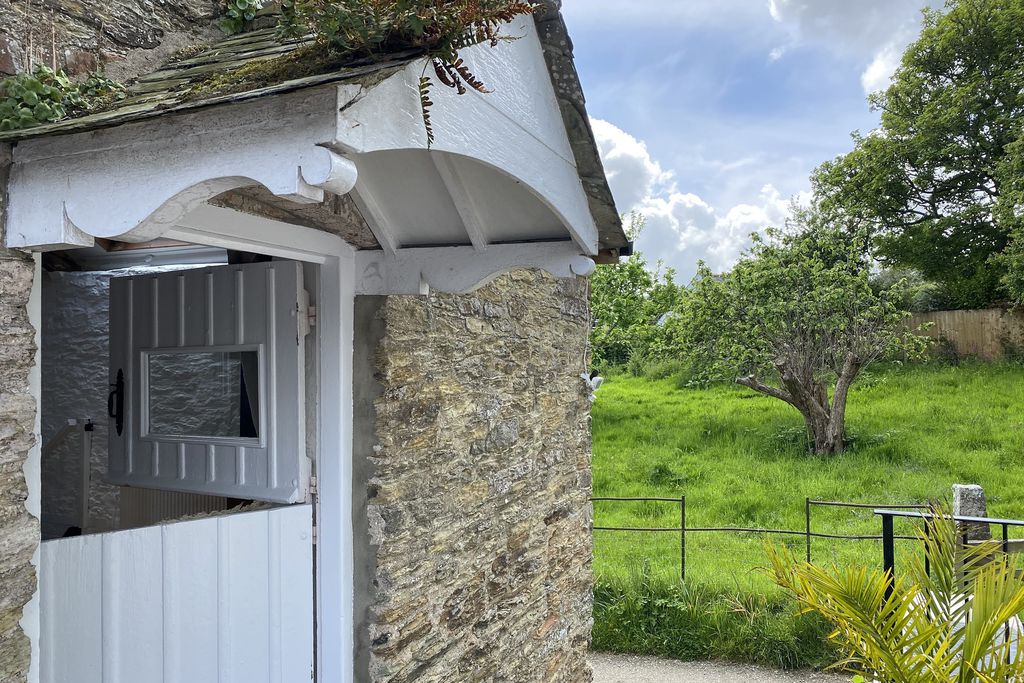 The Old Barn, Lower Tresithick Farm gallery 12 - Gallery