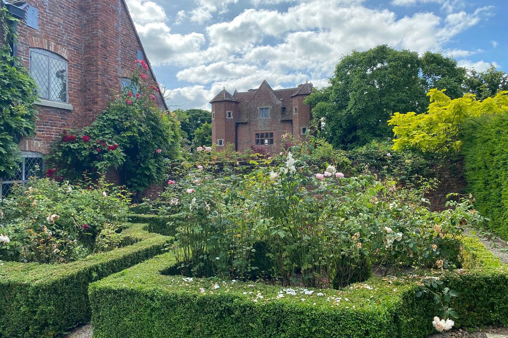 Upton Cressett Gatehouse 15 - Gallery