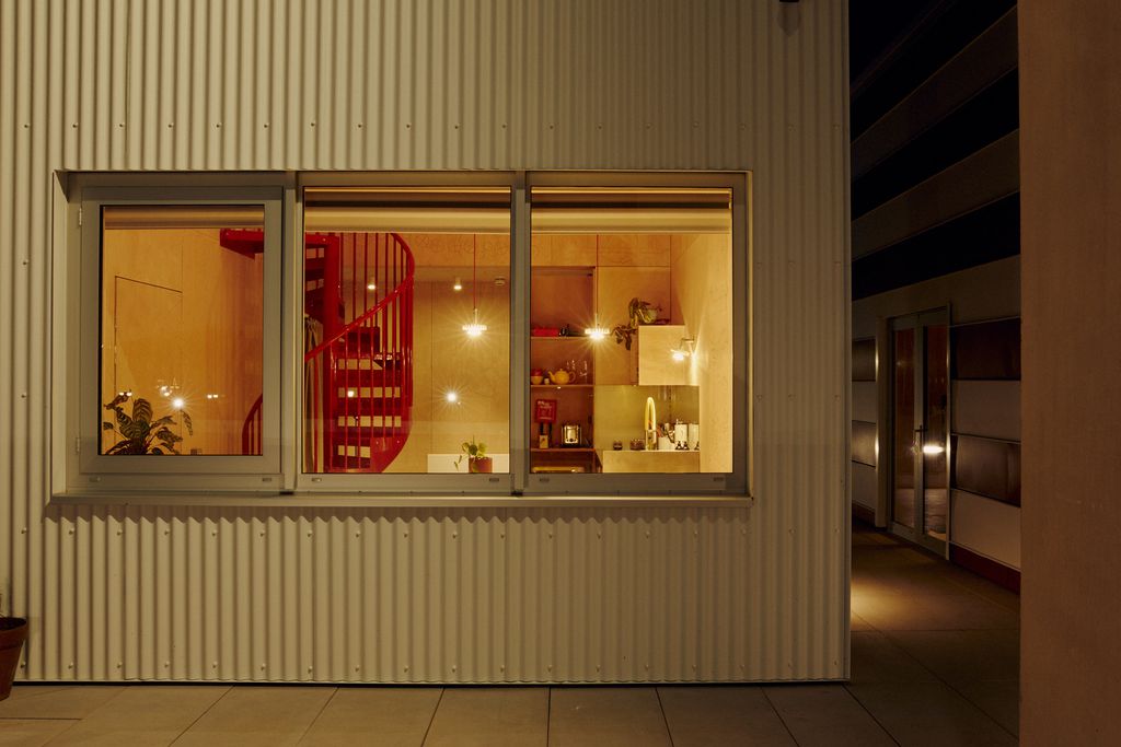 East Quay Pod 2 - Stories & Imagination 11 - Gallery