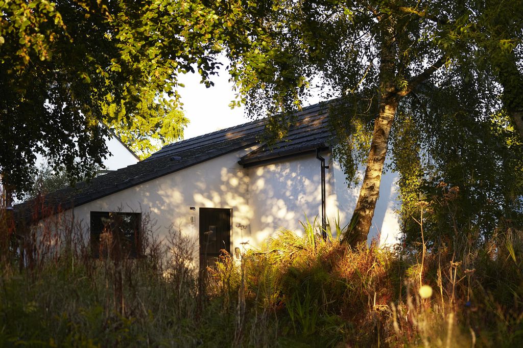 The Artist Barn 20 - Gallery