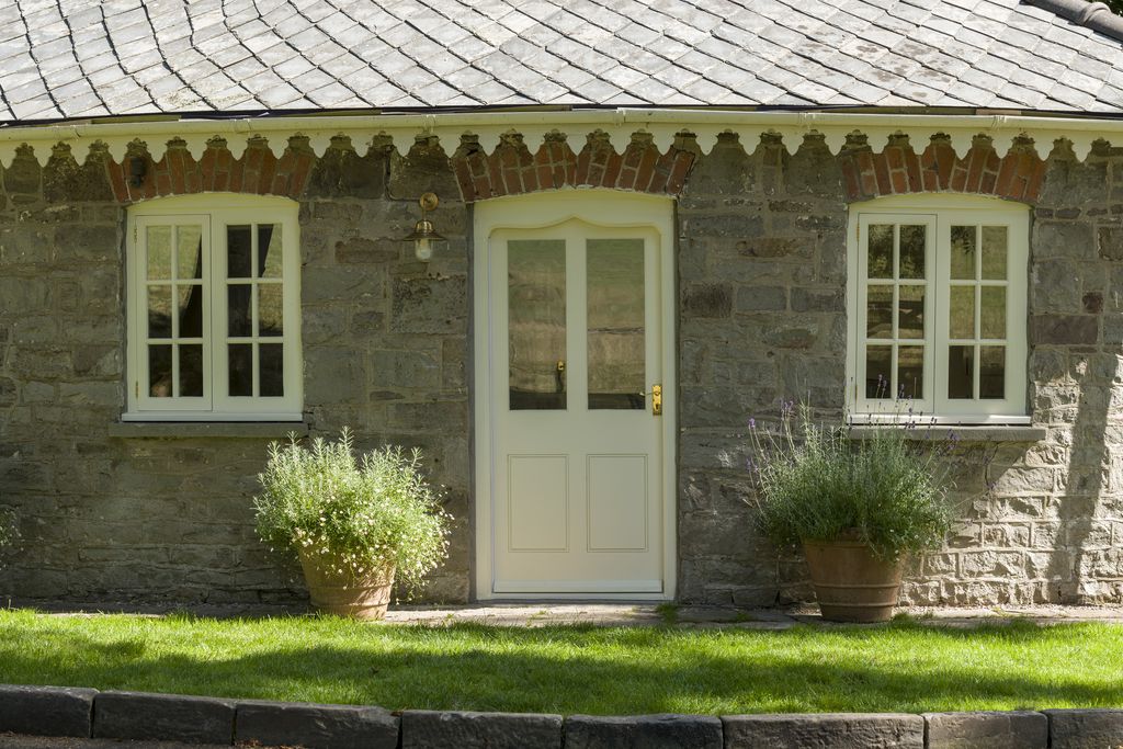 Glan Honddu 1 - Gallery