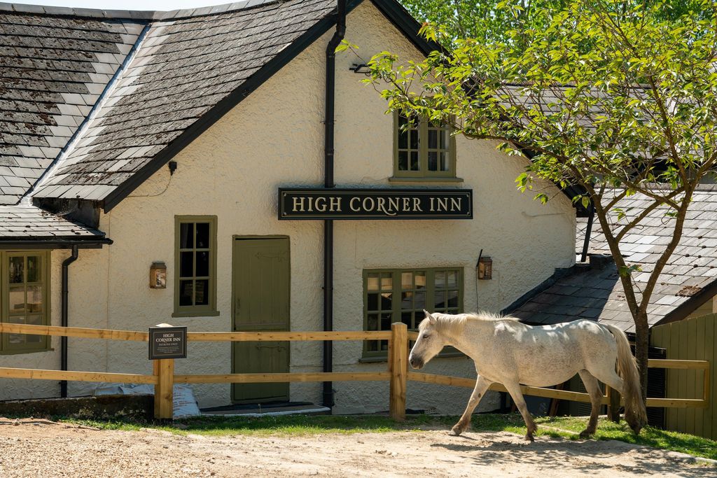 High Corner Inn 20 - Gallery