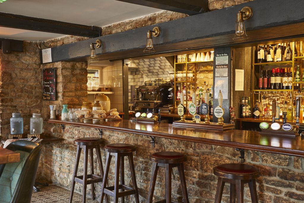 The Swan at Rowberrow 2 - Gallery