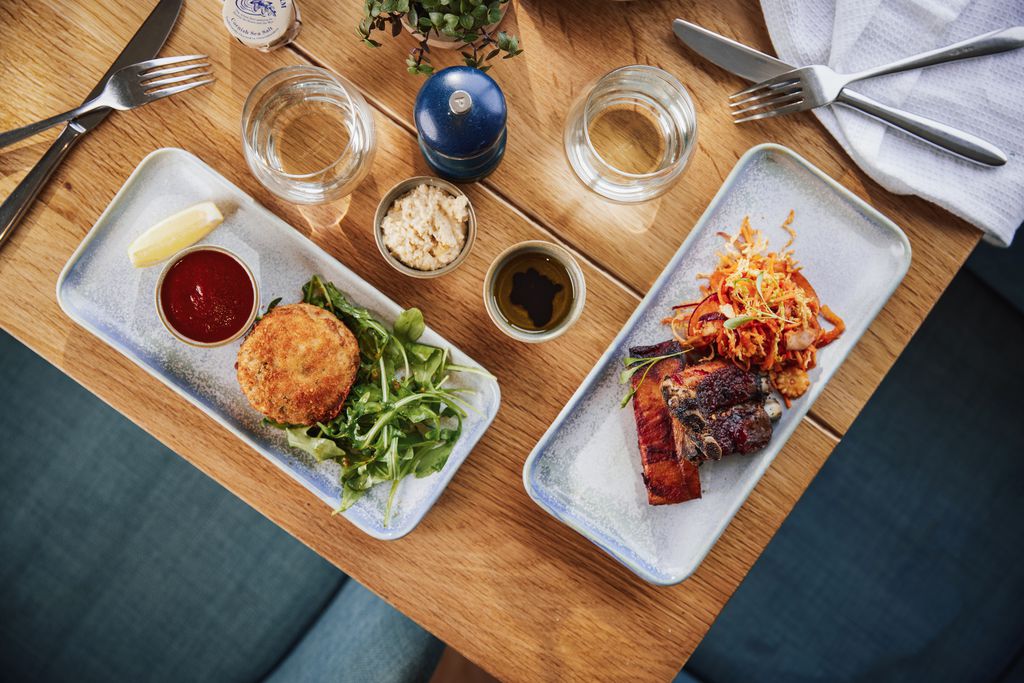 Lewinnick Lodge 4 - Gallery