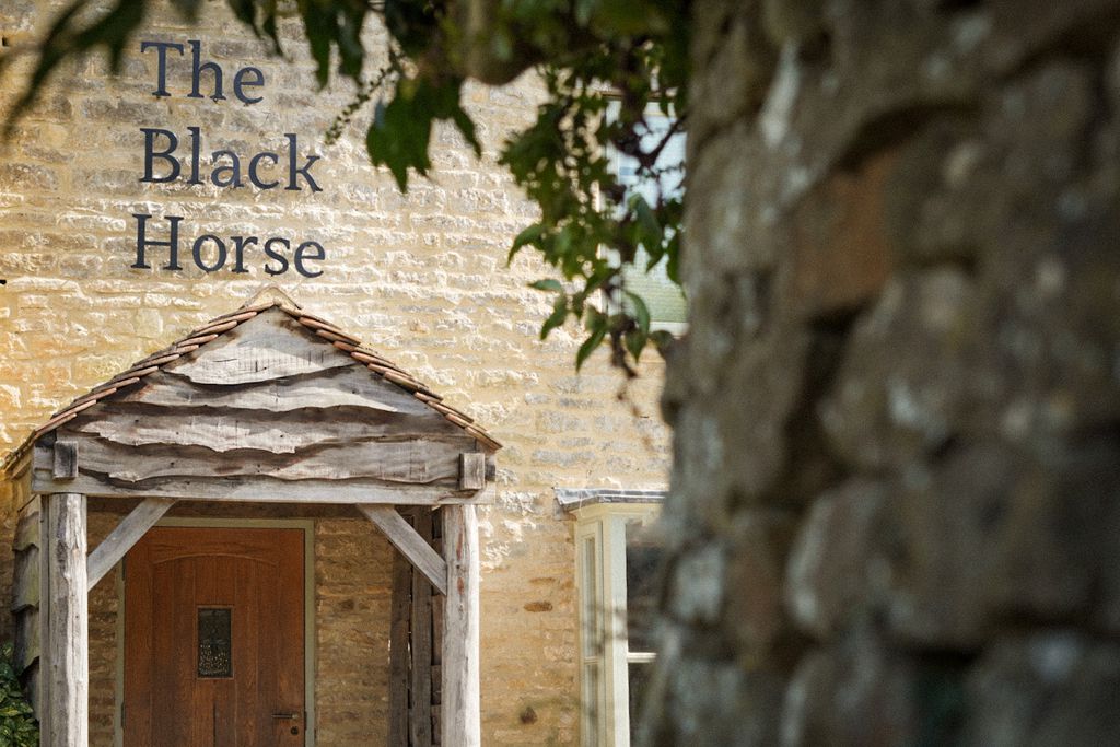 Black Horse 1 - Gallery