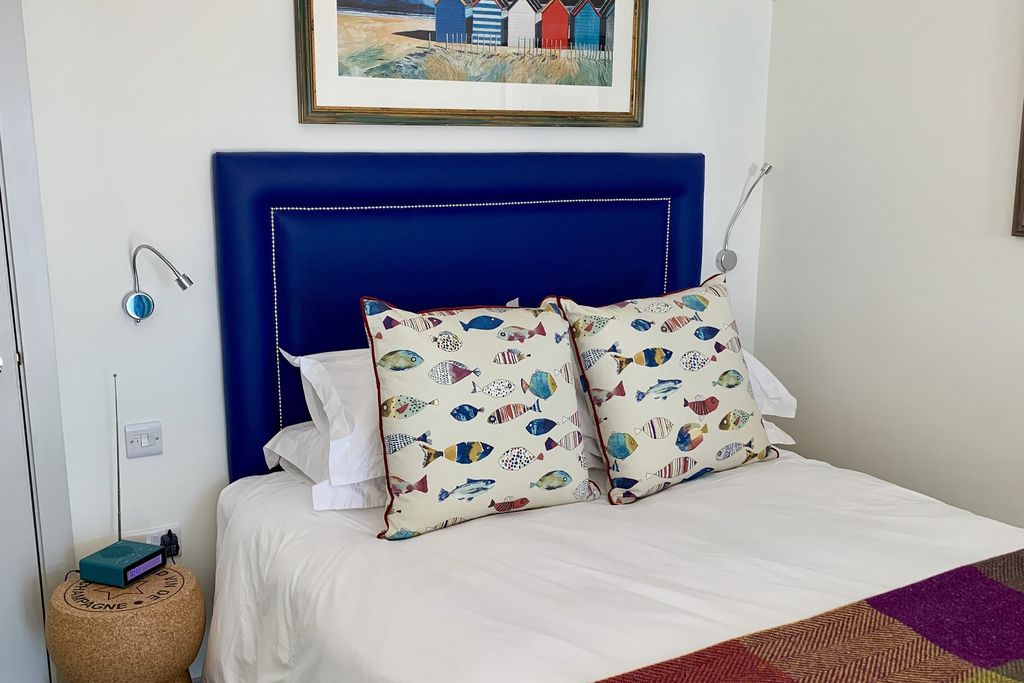 Beach Hut Suites 7 - Gallery