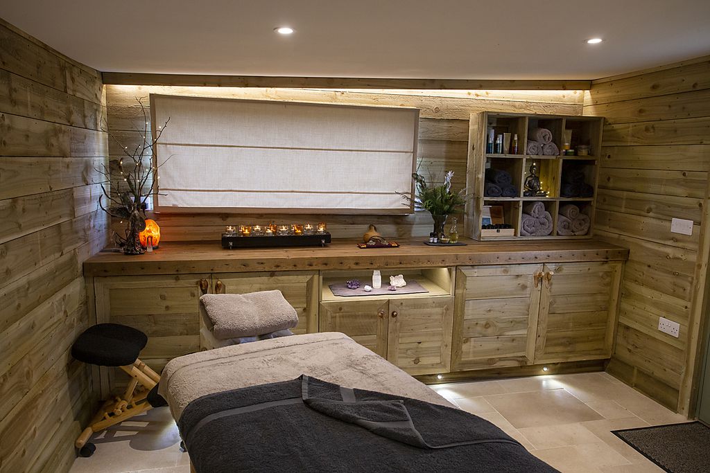 The Elm 19 - Gallery