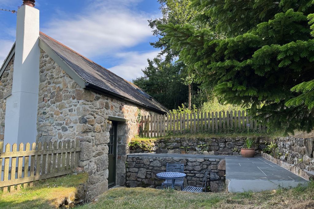 Well Cottage at Ennys 7 - Gallery