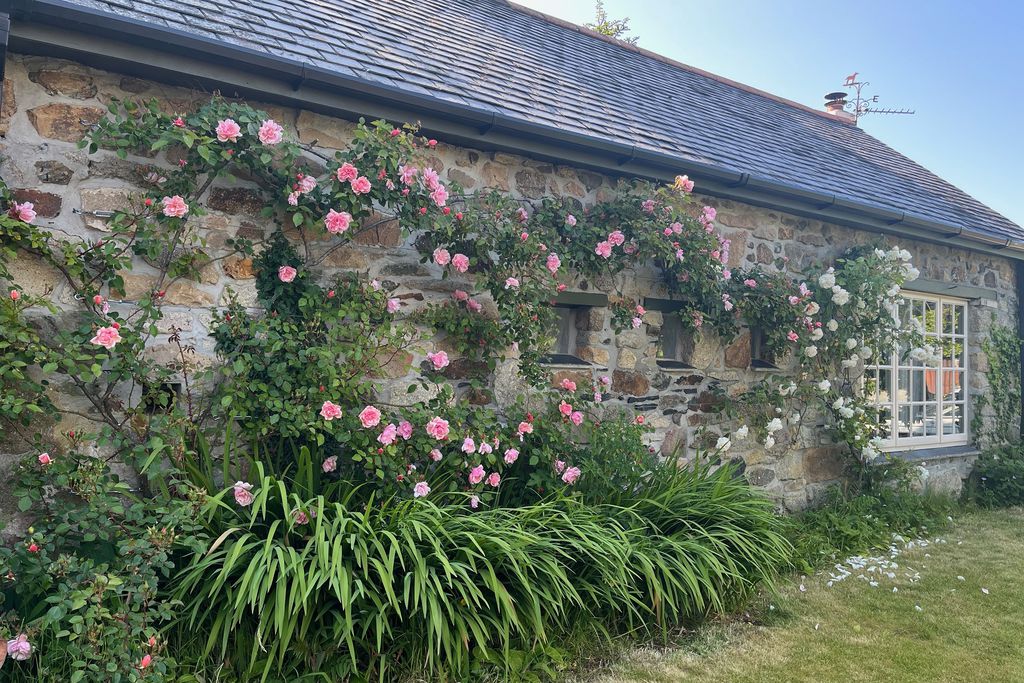 Well Cottage at Ennys 14 - Gallery