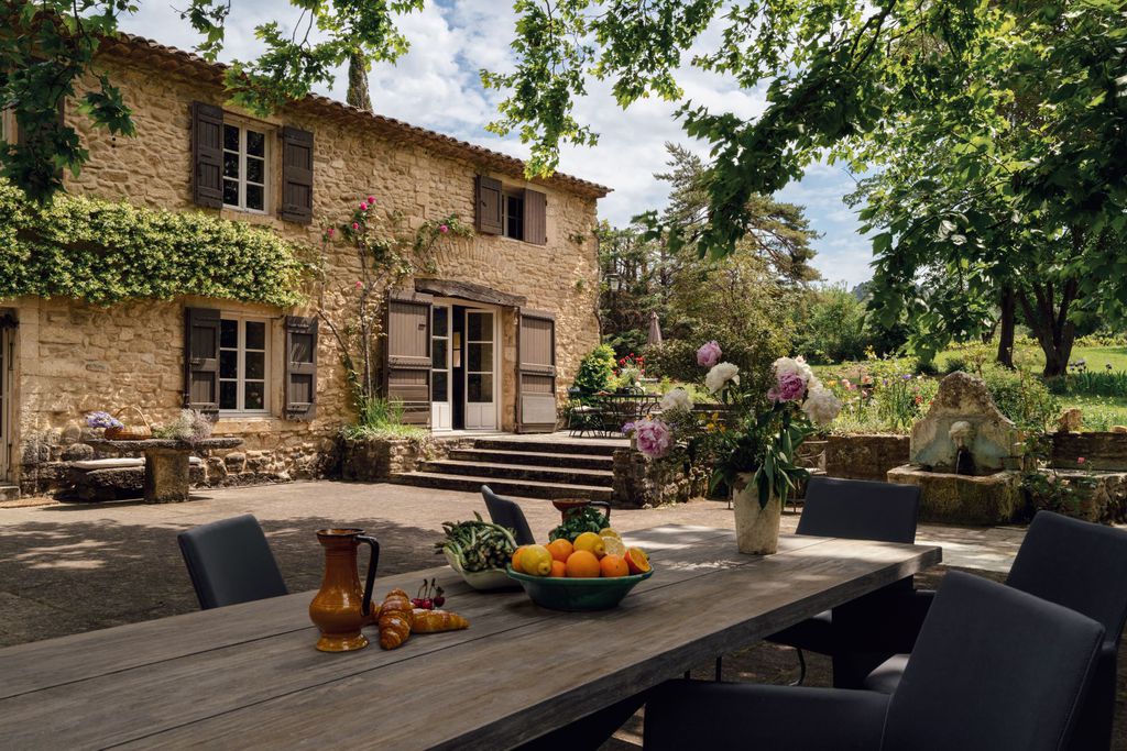 The House In Provence 1 - Gallery