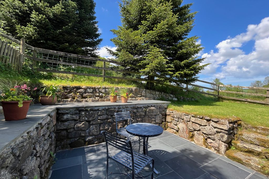 Well Cottage at Ennys 5 - Gallery