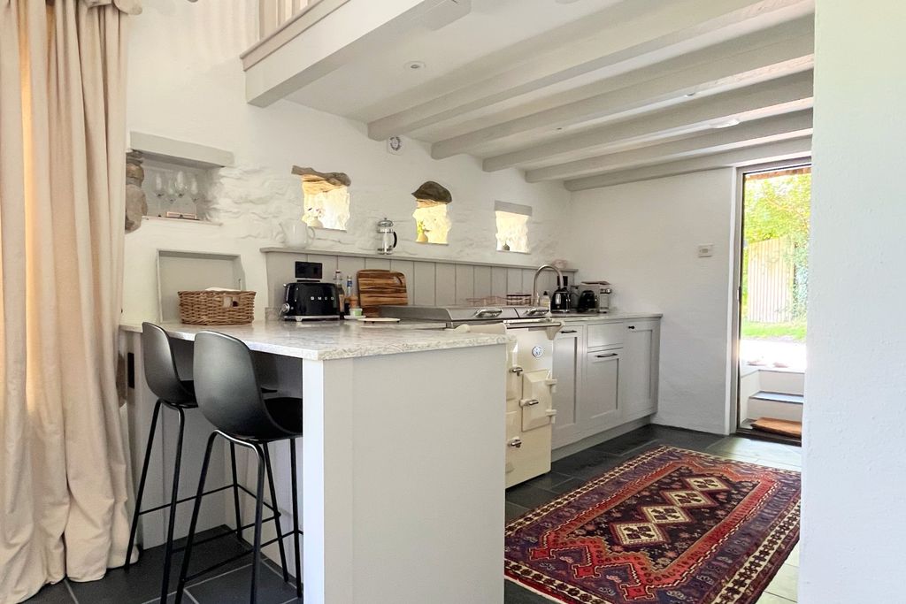 Well Cottage at Ennys 1 - Gallery