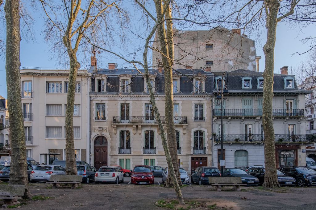 Les Suites de l'Opéra 20 - Gallery