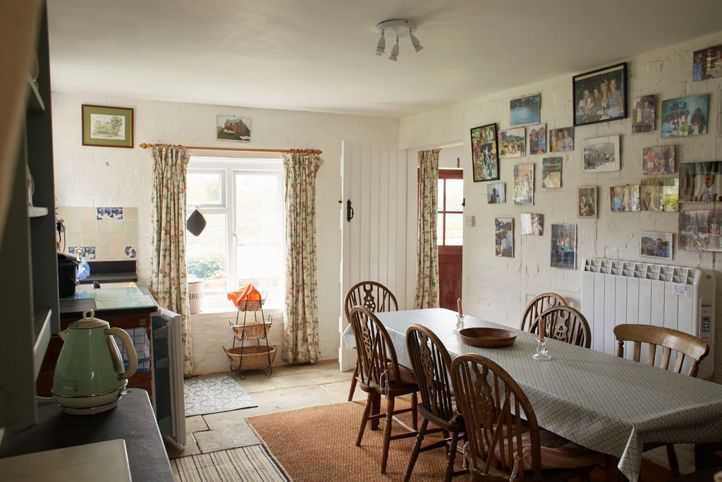 Net House 14 - Gallery