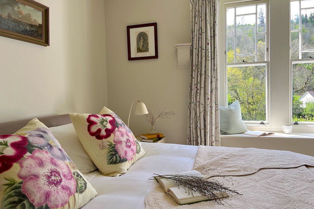 The Old Vicarage 12 - Gallery