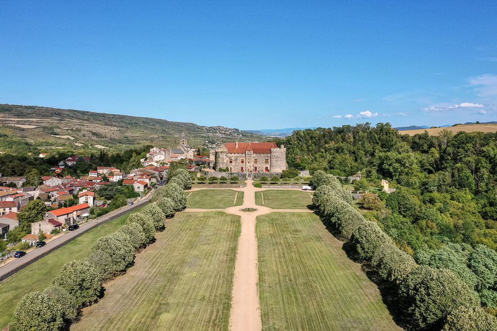 Château Royal de Saint-Saturnin 20 - Gallery