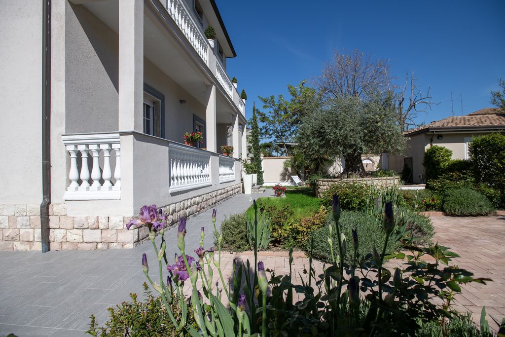Villa Luce Assisi Rooms & Suites 1 - Gallery
