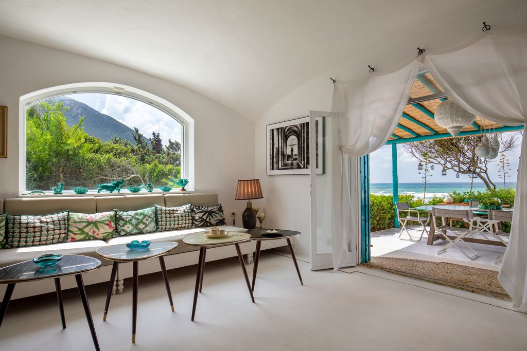 Sabaudia Beachfront Villa 3 - Gallery
