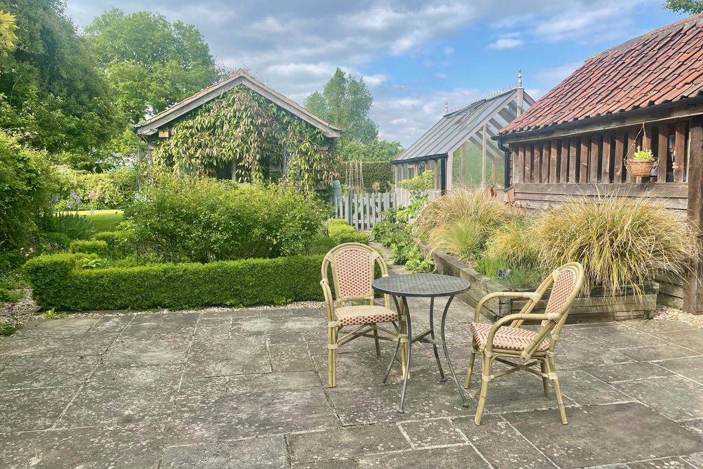 Brewers Cottage 6 - Gallery