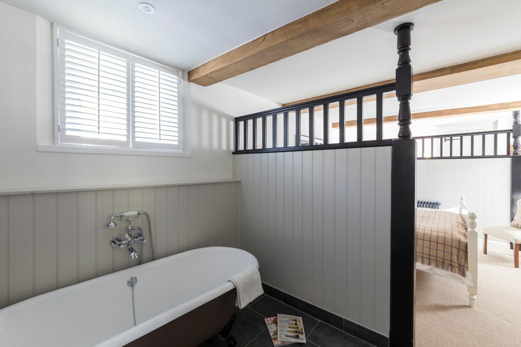 Tudor Farmhouse Hotel 13 - Gallery