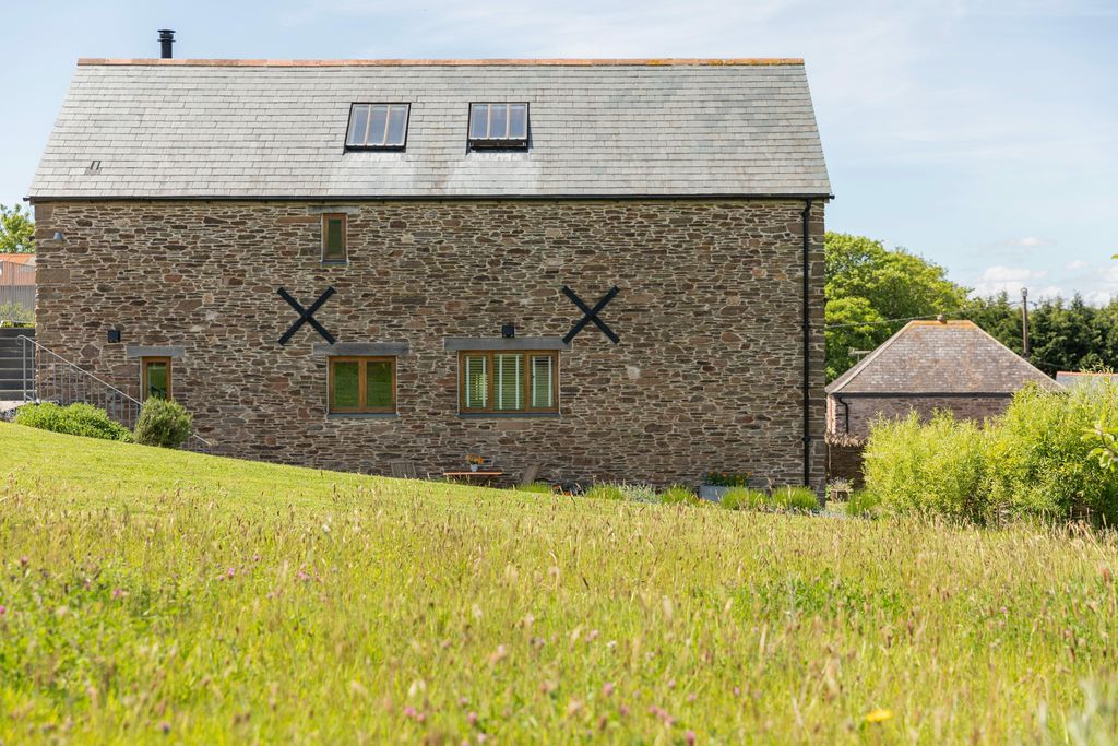 The Threshing Barn 1 - Gallery