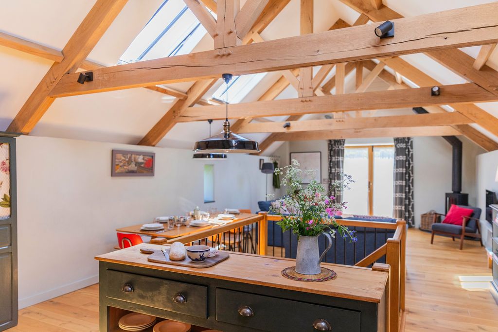 The Threshing Barn 5 - Gallery
