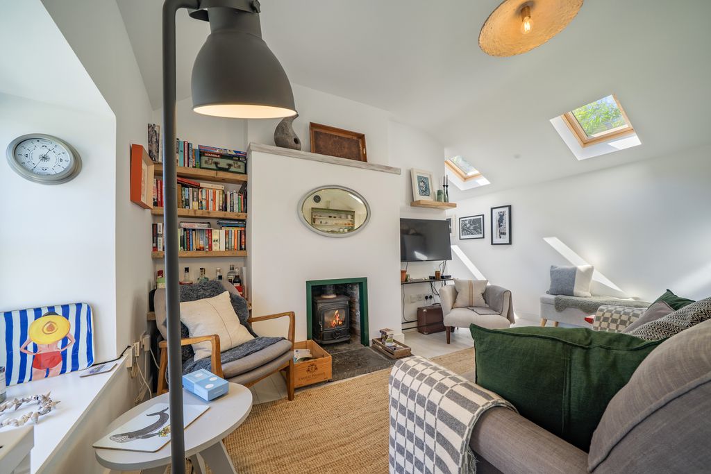 Green Cottage 1 - Gallery