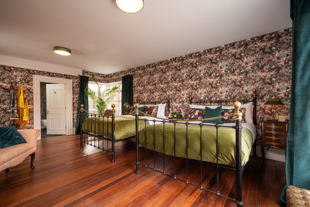 The Harrison 8 - Gallery