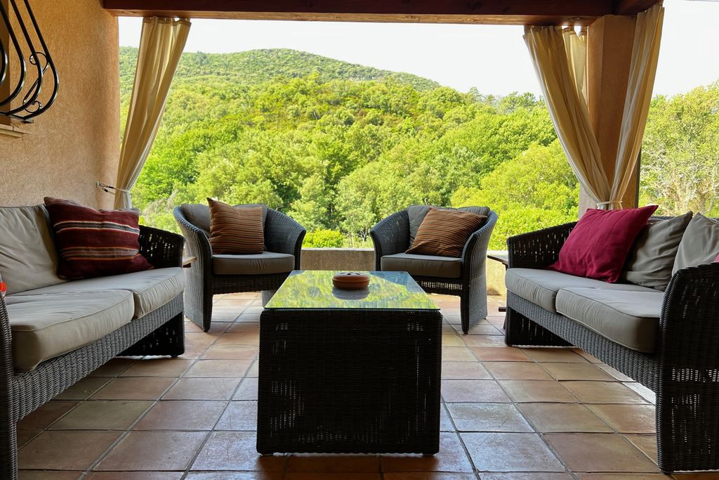 La Gargoulette 3 - Gallery