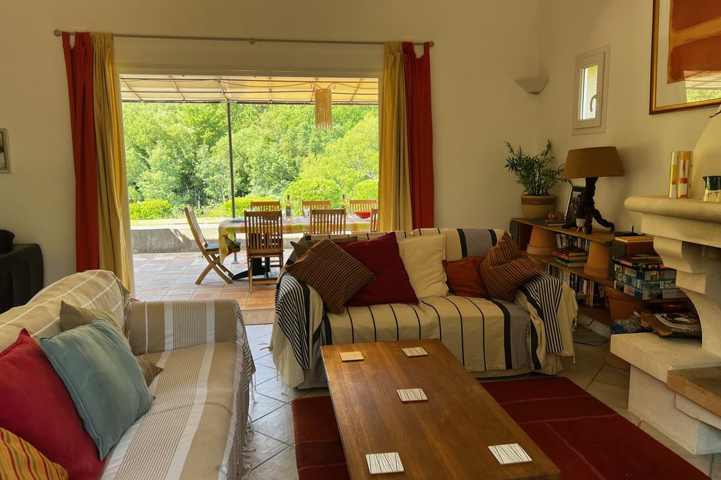 La Gargoulette 6 - Gallery