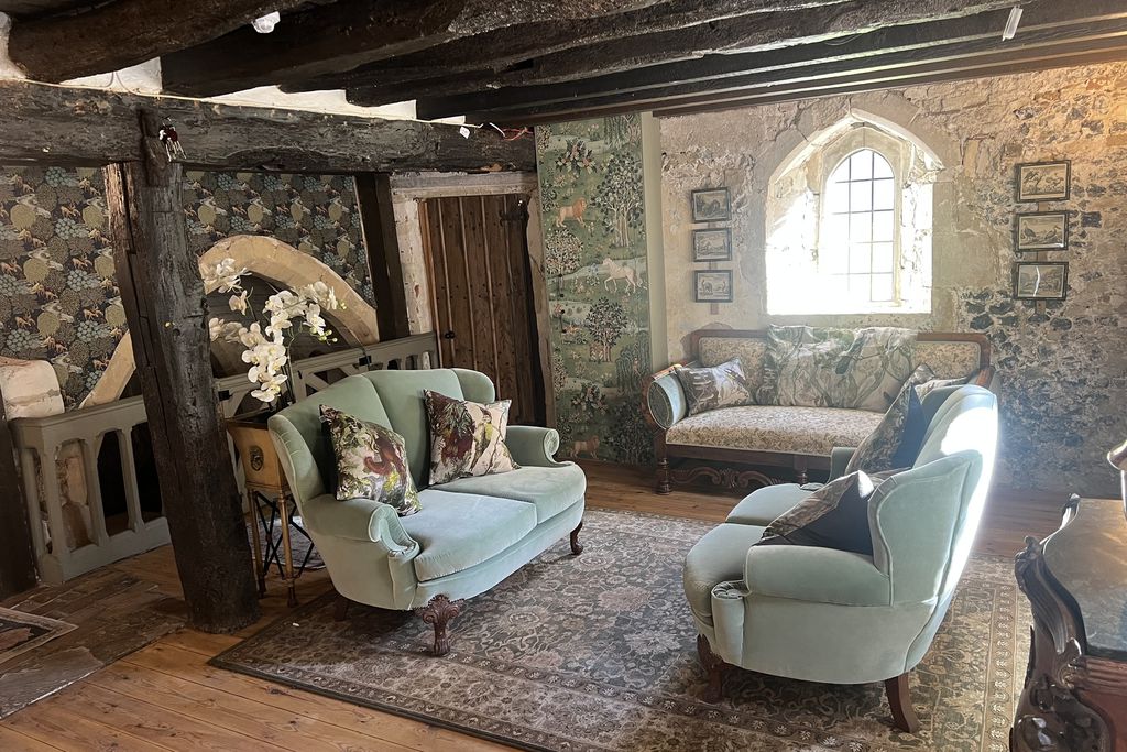 Salmestone Grange 9 - Gallery