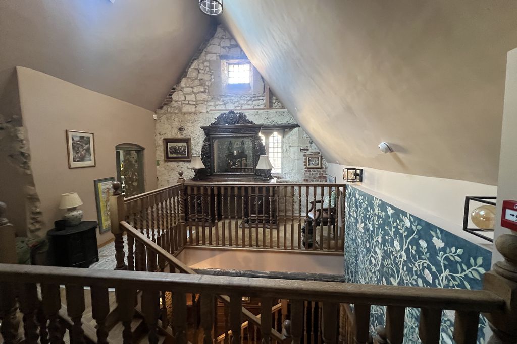 Salmestone Grange 16 - Gallery