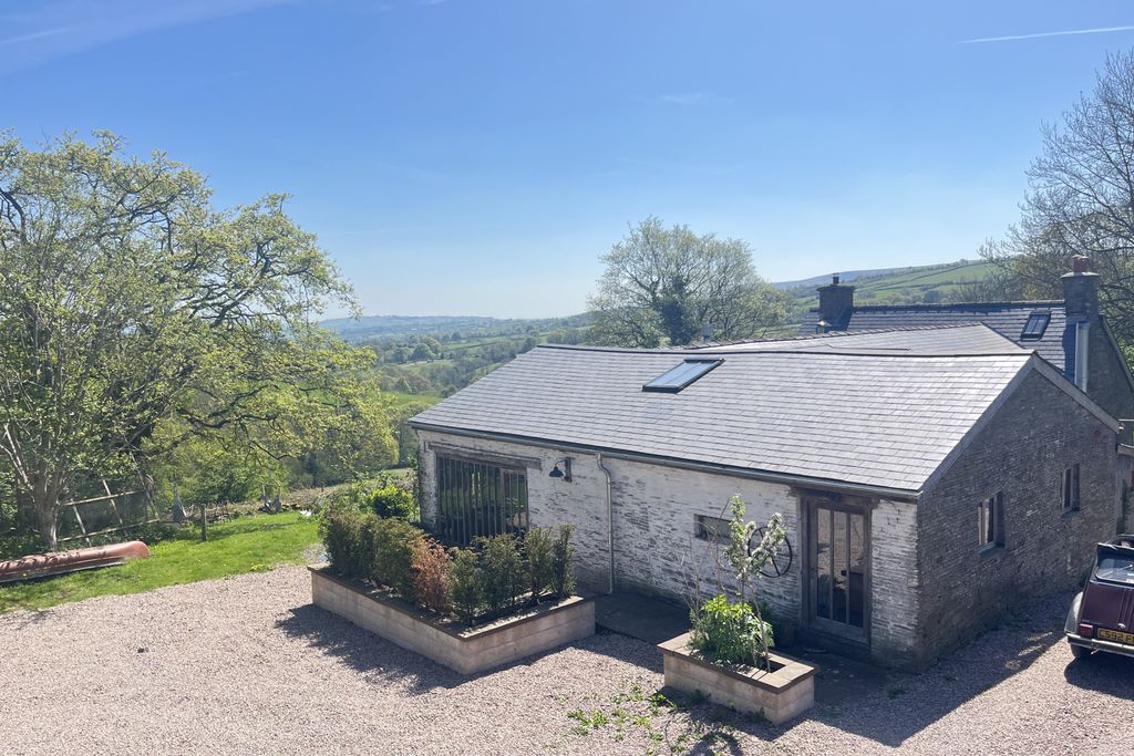 Wern Derys Byre 1 - Gallery