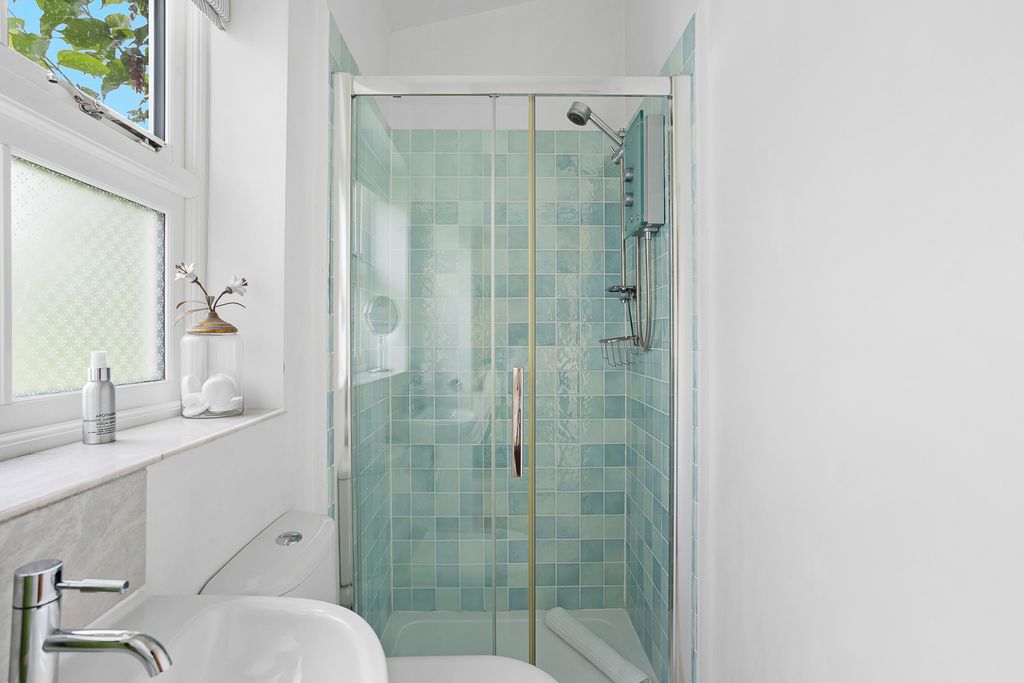 Cheyne Cottage 13 - Gallery