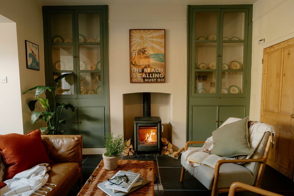Cornwallis 6 - Gallery