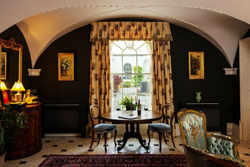 Courtyard Suite at Mount Congreve Gardens 2 - Gallery