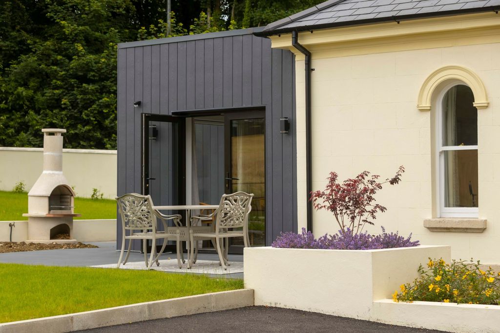 Whitfield Lodge at Mount Congreve Gardens 2 - Gallery