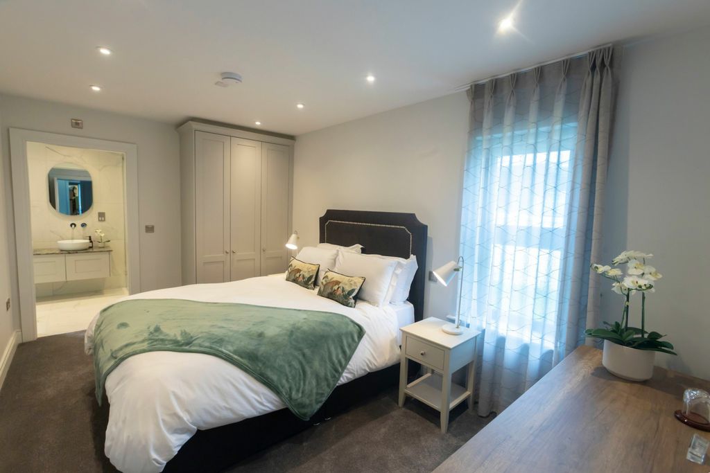 Whitfield Lodge at Mount Congreve Gardens 6 - Gallery