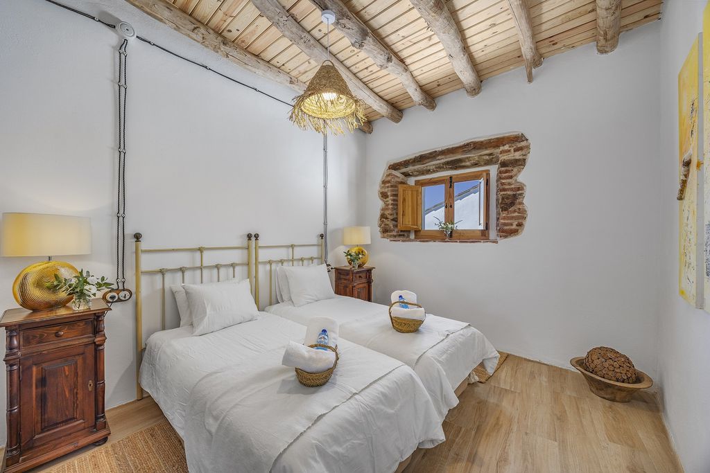 Yellow House 17 - Gallery