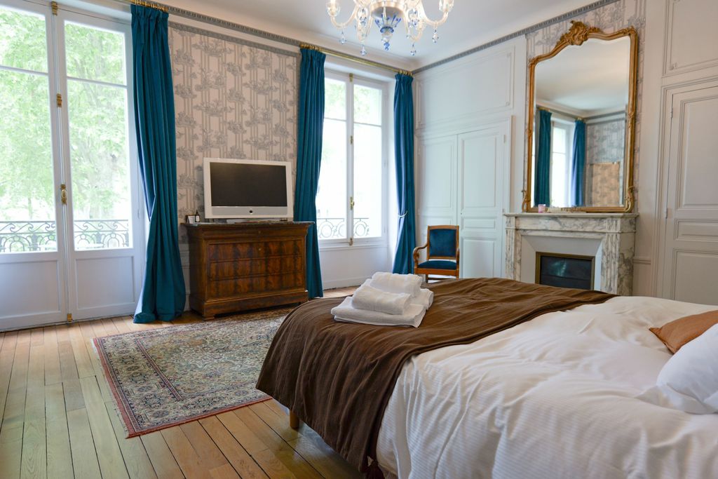 Les Suites de l'Opéra 5 - Gallery