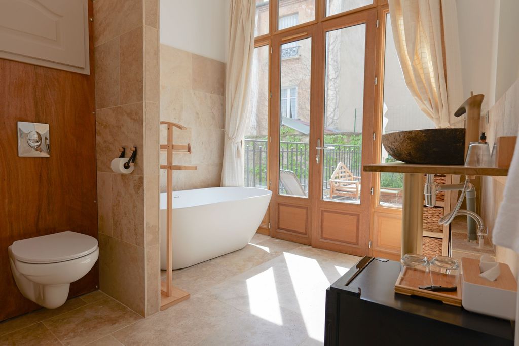 Les Suites de l'Opéra 10 - Gallery